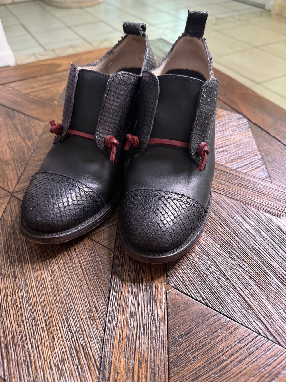 Freebird by Steven Catalina Black Leather Snake Accent Oxford Boots Sz 9 Chunky